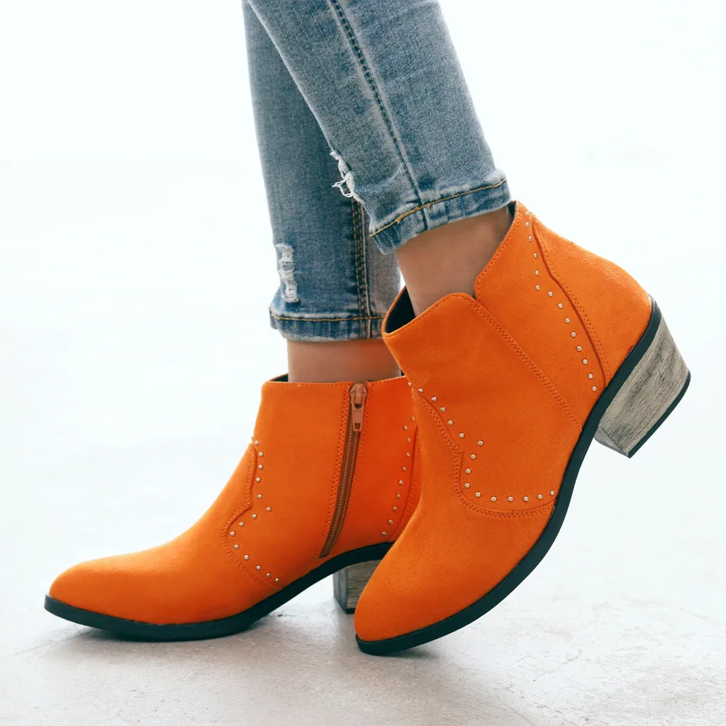 Женские ботильоны; пикантная обувь с острым носком на квадратном каблуке; обувь для отдыха в римском стиле со стразами; однотонные полусапожки на молнии на среднем каблуке; цвет оранжевый; большие размеры