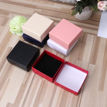 

Kraft Gift Jewelry Box Cotton Filled Matte Imitate PU Leather Ring Necklace Box