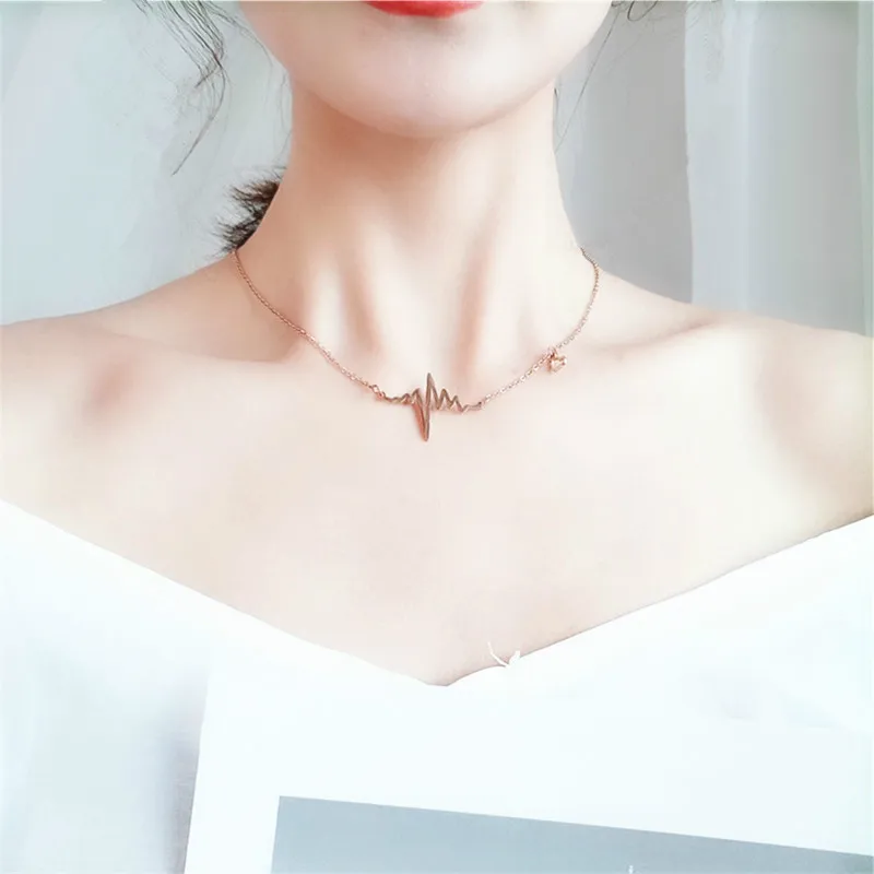 

2019 New Alloy Women's Torques New Gold Color Crystal Necklace for Women Gift
