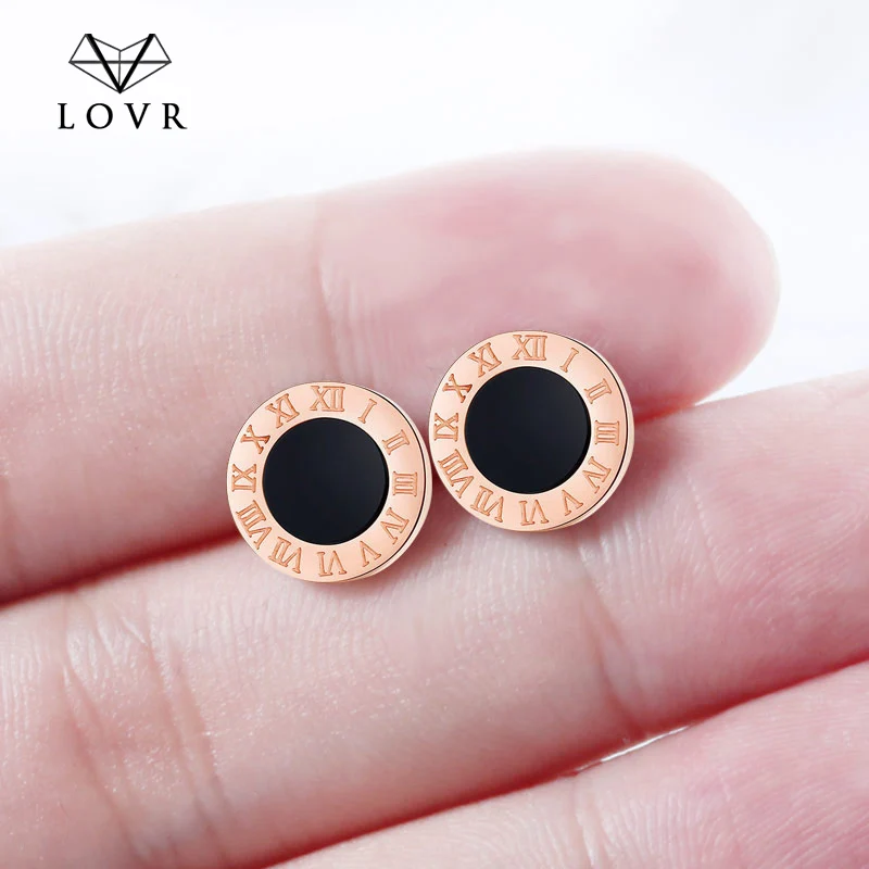 Серьги-гвоздики женские LOVR корейские из нержавеющей стали круглые с римскими