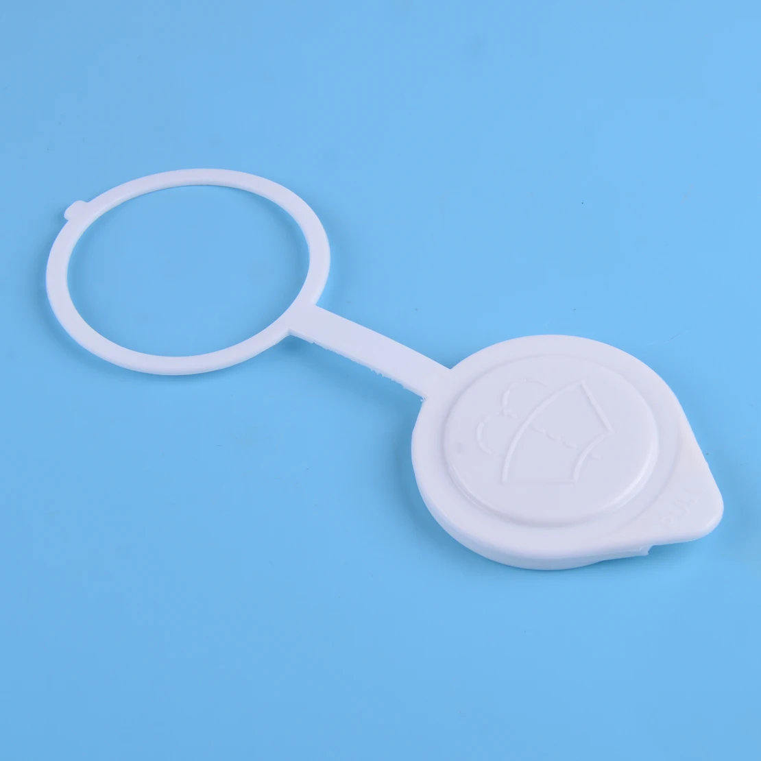 

beler Plastic Windshield Wiper Washer Tank Bottle Fluid Reservoir Cover Cap Fit for Mitsubishi Pajero V31 V32 V33 V43
