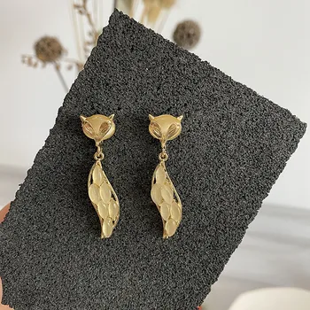 

Cute fox earrings animal earrings 2020 new temperament earrings long tassel earrings elegant exquisite Fashion Stud Earrings