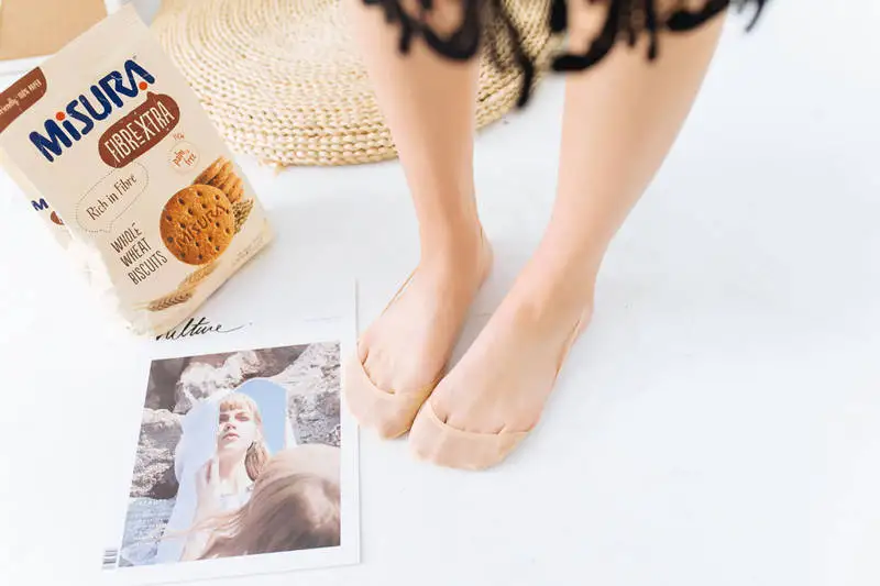 1Pair Ice Silk Sling Hollow Shallow Mouth Invisible Silicone Non-slip High Heel Socks Thin Sweat-absorbent Boat Socks For Female
