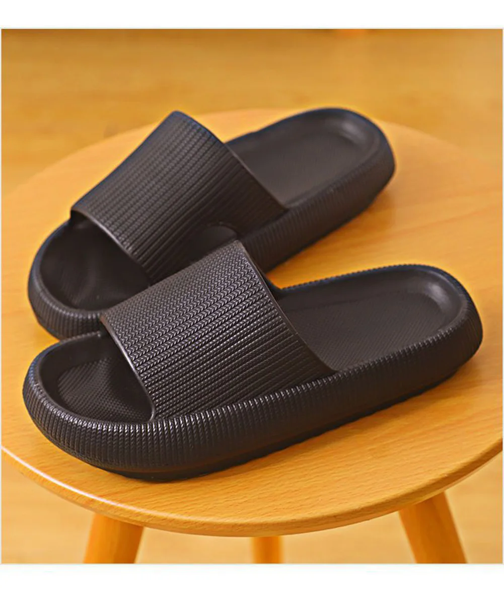 Women Summer Beach Slippers Thick Platform Ladies Shoes EVA Anti-Slip Bathroom Men Slipper Soft Sole Couples Indoor Shoes WJ107