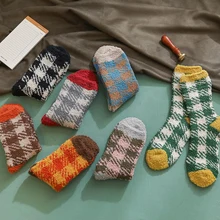 Модные клетчатые женские носки коралловые бархатные плотные носки Femme зимние забавные носки теплые домашние носки для сна Calcetines meias