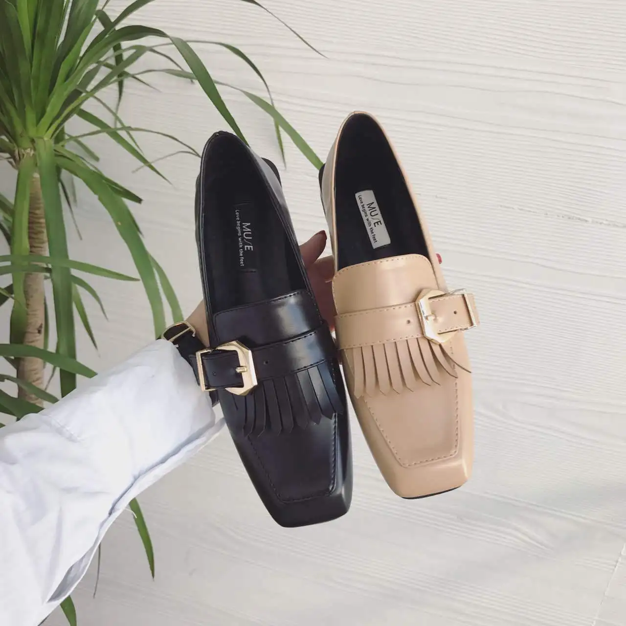 

2018 New Style Popular Square Head Flat Double Purpose Lazy Single Shoes Europe And America Tassels Deep Mouth Loafers Outer Wea
