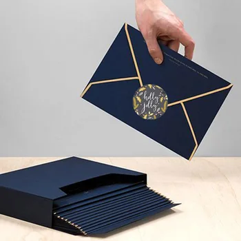 

500 Pcs/Roll Christmas Stickers Xmas Elements Sealed Sticker Xmas Gifts Box New Year Decorations JA55