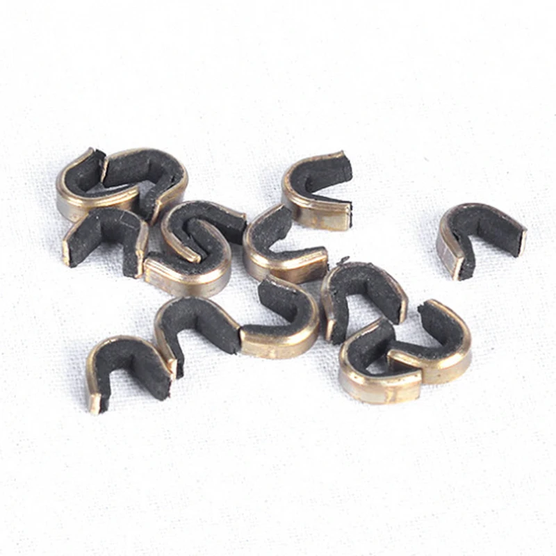 

5Pcs Bow String Copper Nocking Buckle Clips Protector Archery Accessories 1.2*0.8*0.8in Copper Buckles