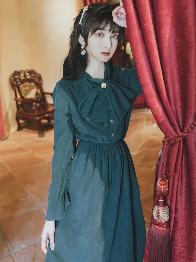 

2019 new fashion women's French retro slim long-sleeved dress corduroy casual female mid-length dress