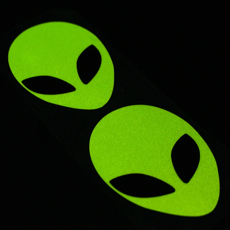 

SLIVERYSEA 2 PCS 6.5CM*4.5CM Car Styling Funny Alien Logo PVC Vinyl Car Stickers and Decals