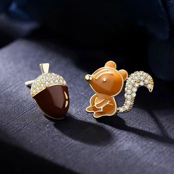 

Fashion Cute Stud Earring Squirrel Pine Cone Zircon Crystal Earrings Cartoon Animal Earrings Wedding Jewelry Christmas Gift