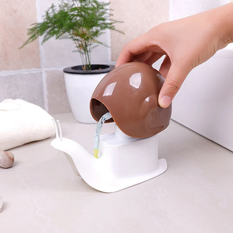 

Liquid Soap Dispenser Cartoon Snail Shaped Shower Shampoo Dispensing Bottles Press Type Bottling Bathroom Accessories