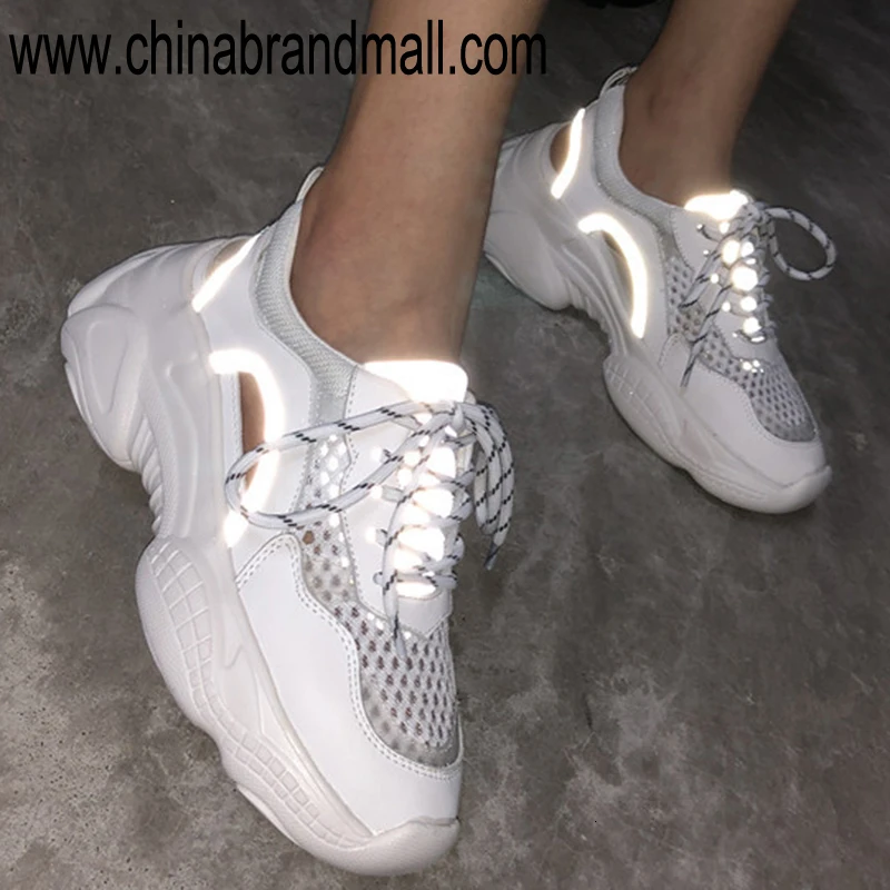 

2019 Women Platform Sneakers Breathable Mesh Hollow Out Sneaker With Night Light Shoes