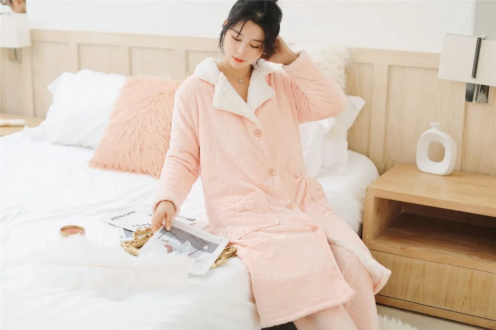 9587557181_1593802422