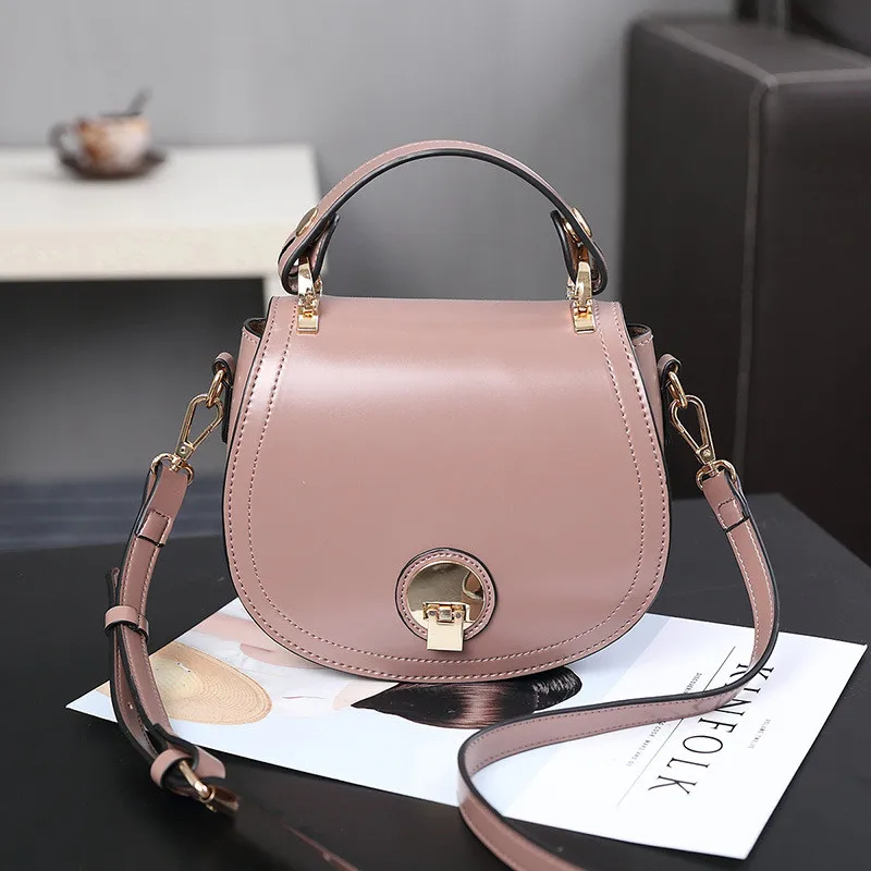 

Leisure PU Leather Handbag Women Lock Designer Party Flap Bags Street Outdoor Office Ladies Long Chain Pouch Girls Shoulder Bag
