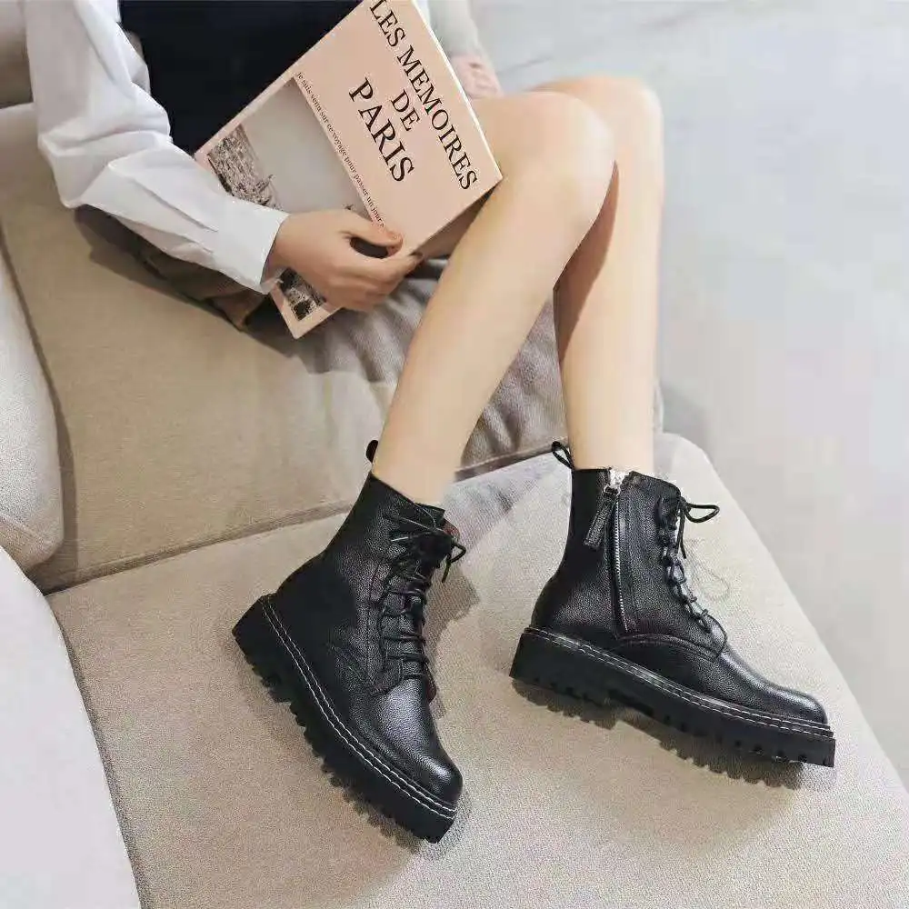 

2019 New Style Hundred Take Tube England Locomotive Shoes Leather Short Boots Network Red Martin Boots Platform Boots