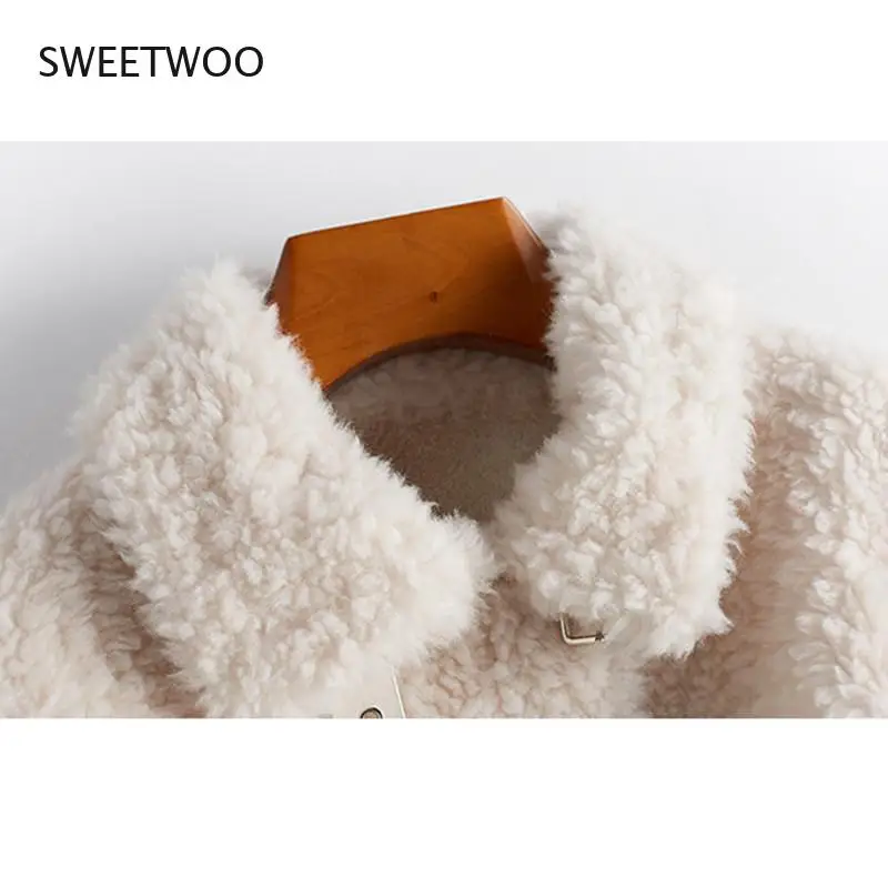 Solid Color Sheep Shearling Fur Short Coats Female Lady Women Composite Fur Wool Jackets Lambswool Warm Outwear Winter 2021 New