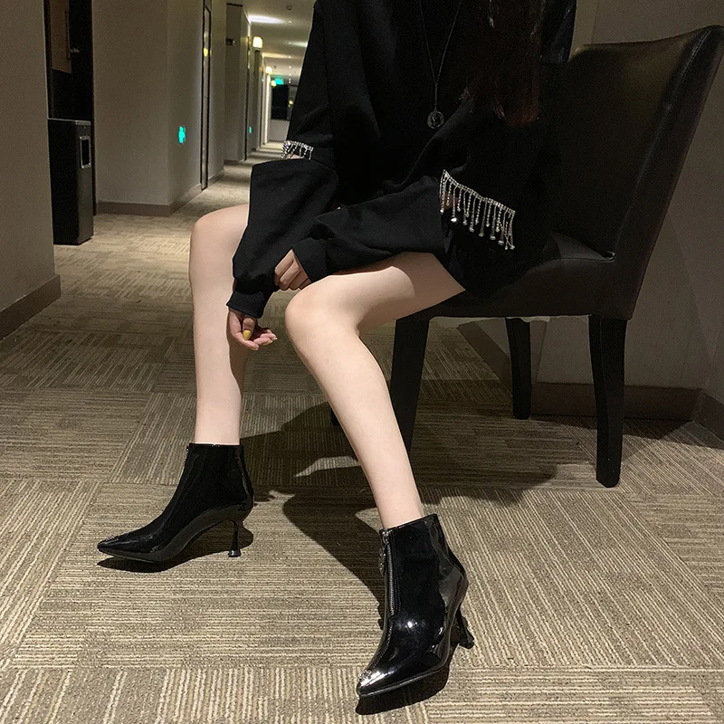

Online Celebrity Thin Boots Man-made Diamond Metal Pointed-Toe Martin Boots 2019 Autumn And Winter New Style Short Boots Women's
