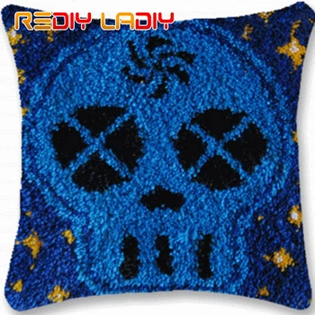 

Latch Hook Kits Opera Mask Cushion Cover Pre-Printed Canvas DIY Yarn Crocheting Crafts Pillow Case Sofa Bed Pillows Home Decor