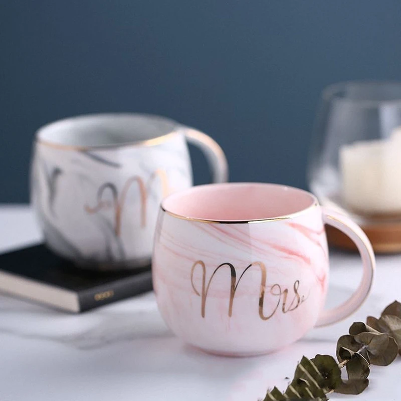 Funny Couples Gift Cute Ceramic Wedding Coffee Mug Set Elegant Marble with Gold Cursive Text Mr & Mrs 