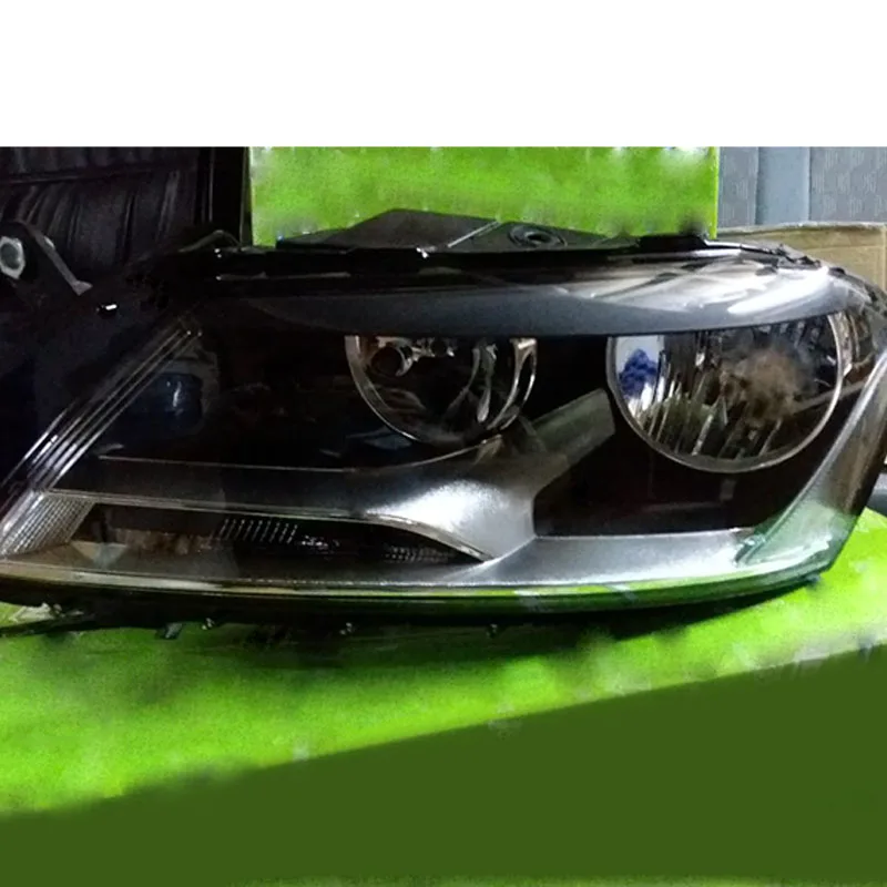 

CAR halogen headlight 2012-2016vol ksw age nMa got an halogen headlight assembly Xenon lamp LED headlight front illuminator