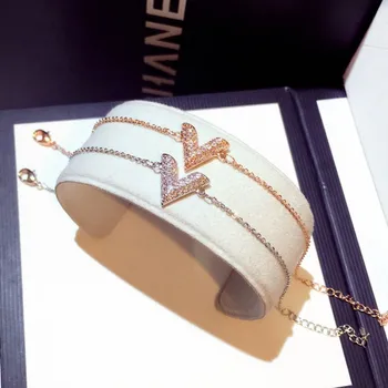 

LISM Luxury Rose Gold V Letter Crystal Bangle Bracelet V Letter Gorgeous Cubic Zirconia Women Party Bangles Bracelets