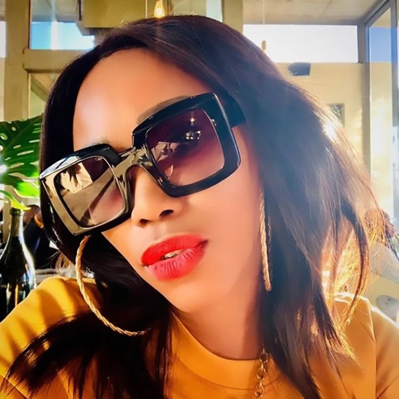 

Luxury Sunglasses Woman Men 2019 Fashion Brand Designer Transparent Square Silver Glasses Gorgeous colorful Frame Lentes