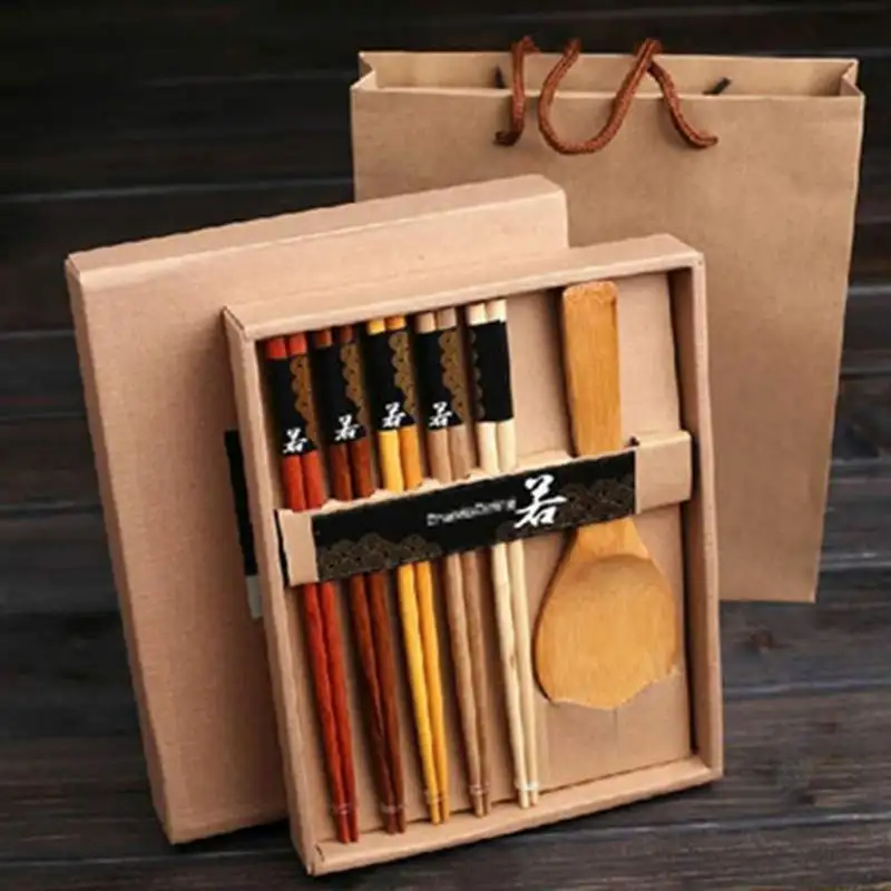 

Wooden Chopsticks Rice Scoop Set (5 pairs of chopsticks, 1 rice scoop), Household Restaurant Flatware Gift Box Set 2020