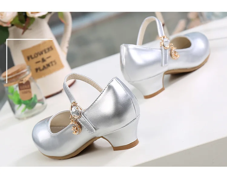 comfortable sandals child Children Girls Leather Shoes White Princess High Heel Shoes For Kids Girls Performance Dress Student Show Dance Sandals 26-41 children's shoes for sale