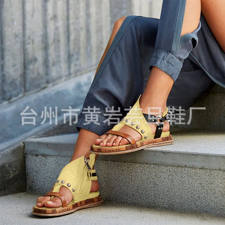 Летние женские сандалии на плоской подошве; женские сандалии-гладиаторы с открытым носком на платформе с ремешком и пряжкой; модная женская обувь в римском стиле на толстой подошве на молнии