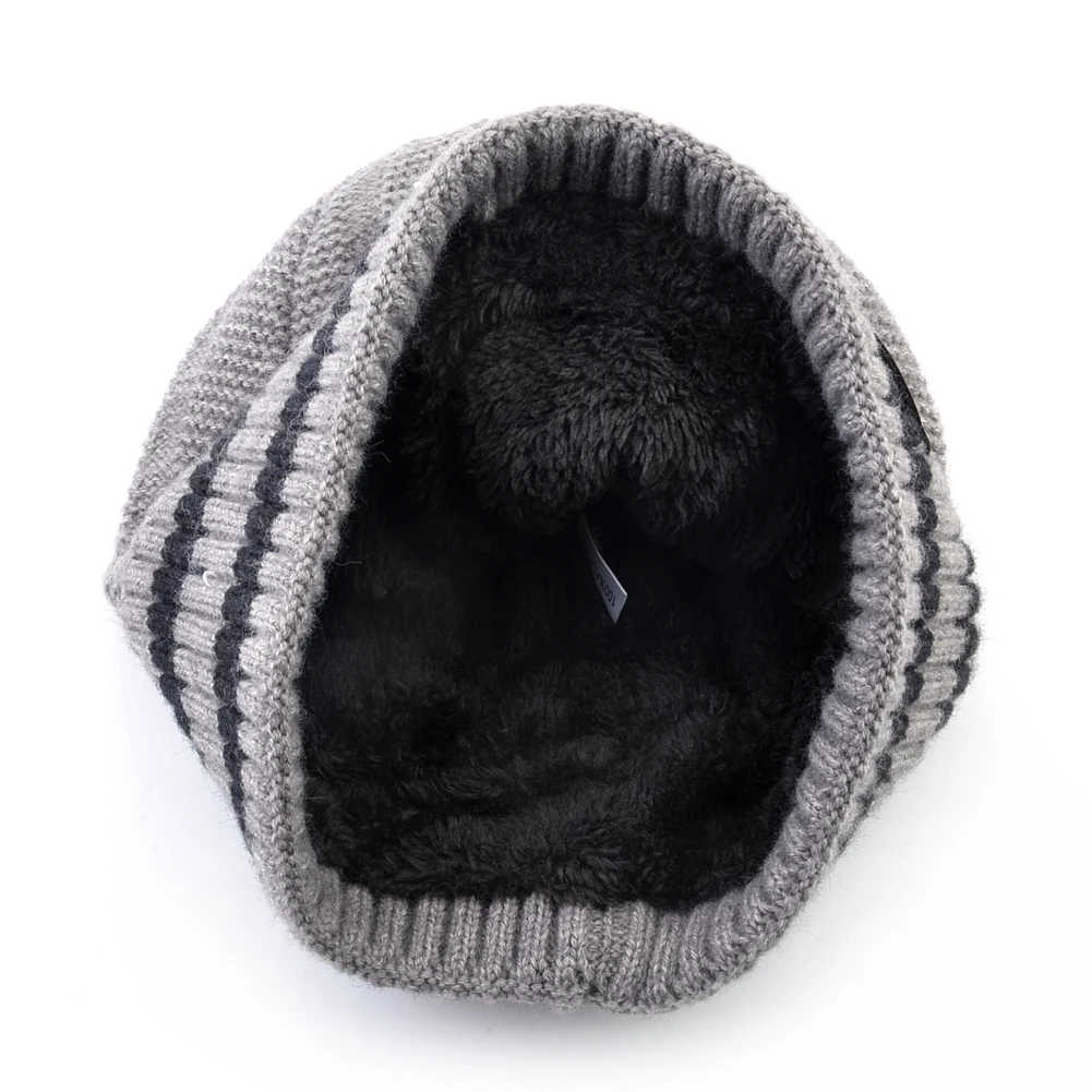 Louis Vuitton Mens Knit Hats, Grey