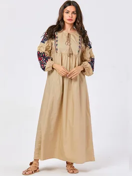 

2019 Muslim new comfortable fashion plaid women's dress light khaki ethnic embroidered long sleeve Muslim casual full skirt