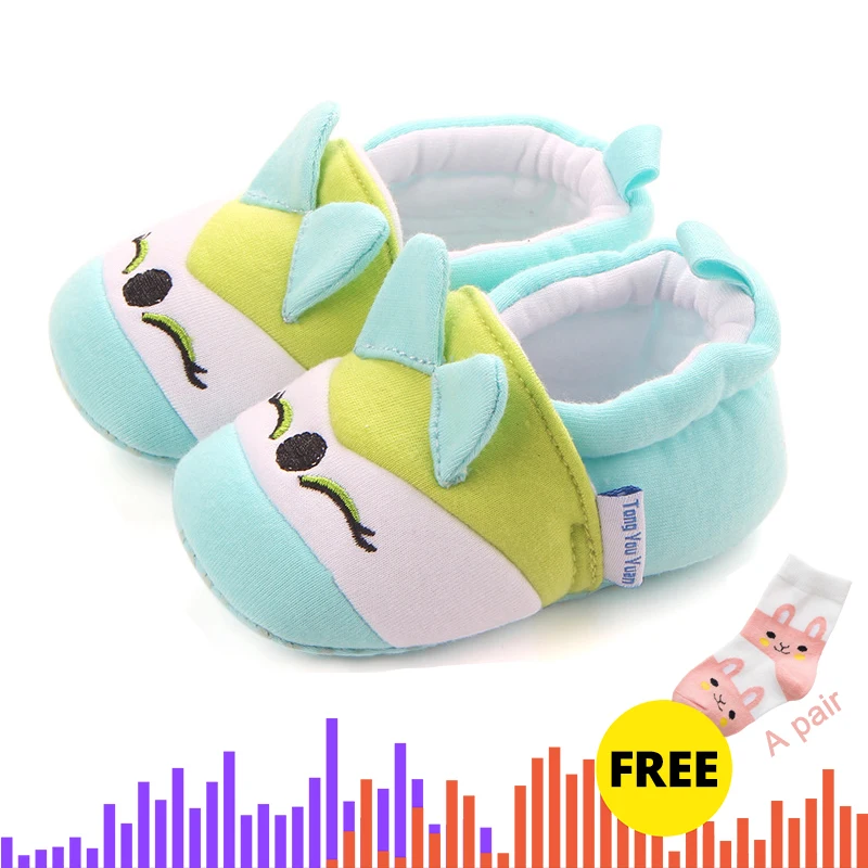 Купить обувь для новорожденных девочек и мальчиков, обувь для маленьких мальчиков и девочек, нескользящая обувь принцессы с милыми животными для детей 0-24 месяцев, детская кроватка для первых ходунков