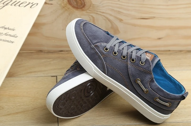 conew_3947728079_1137872264_conew1