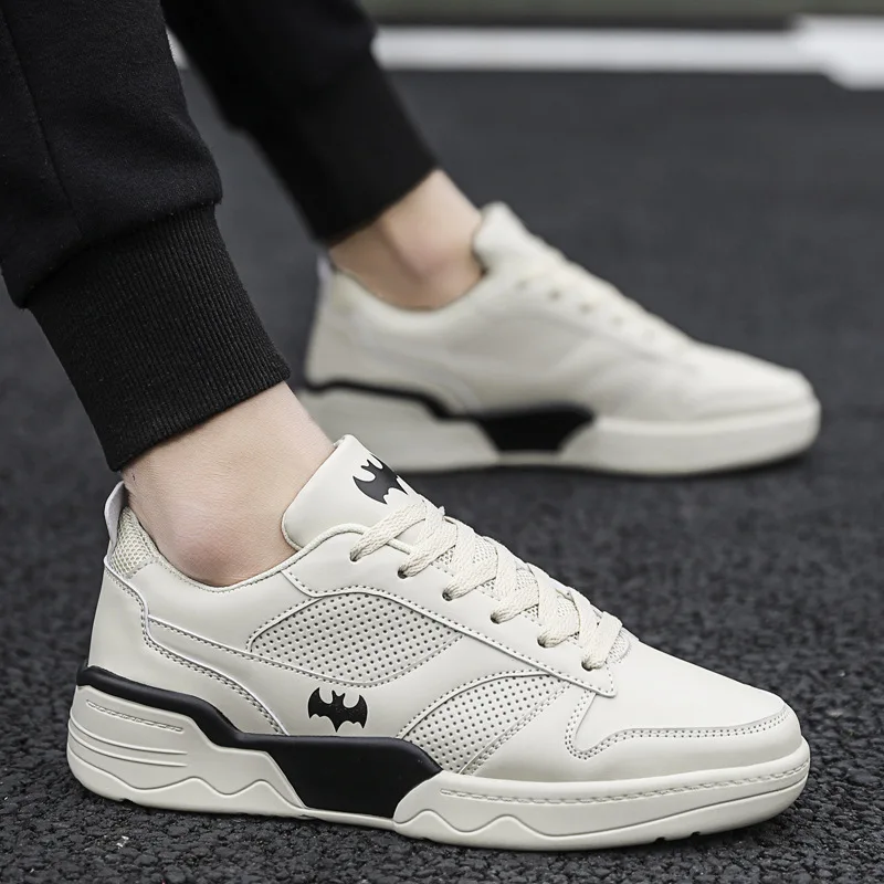 

Men Casual Sports Running Shoes Sneakers Students Mesh Shoes Breathable Shoes MEN'S SHOES