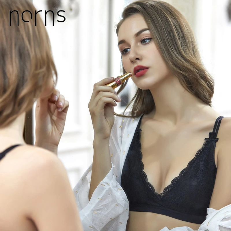 bra sets Norns Garter Black Sexy Lingerie Bra and Panties Set Fashion Sexy Polyester Lace Nightwear Lingerie Triangle Cup Bra Set bra and panty