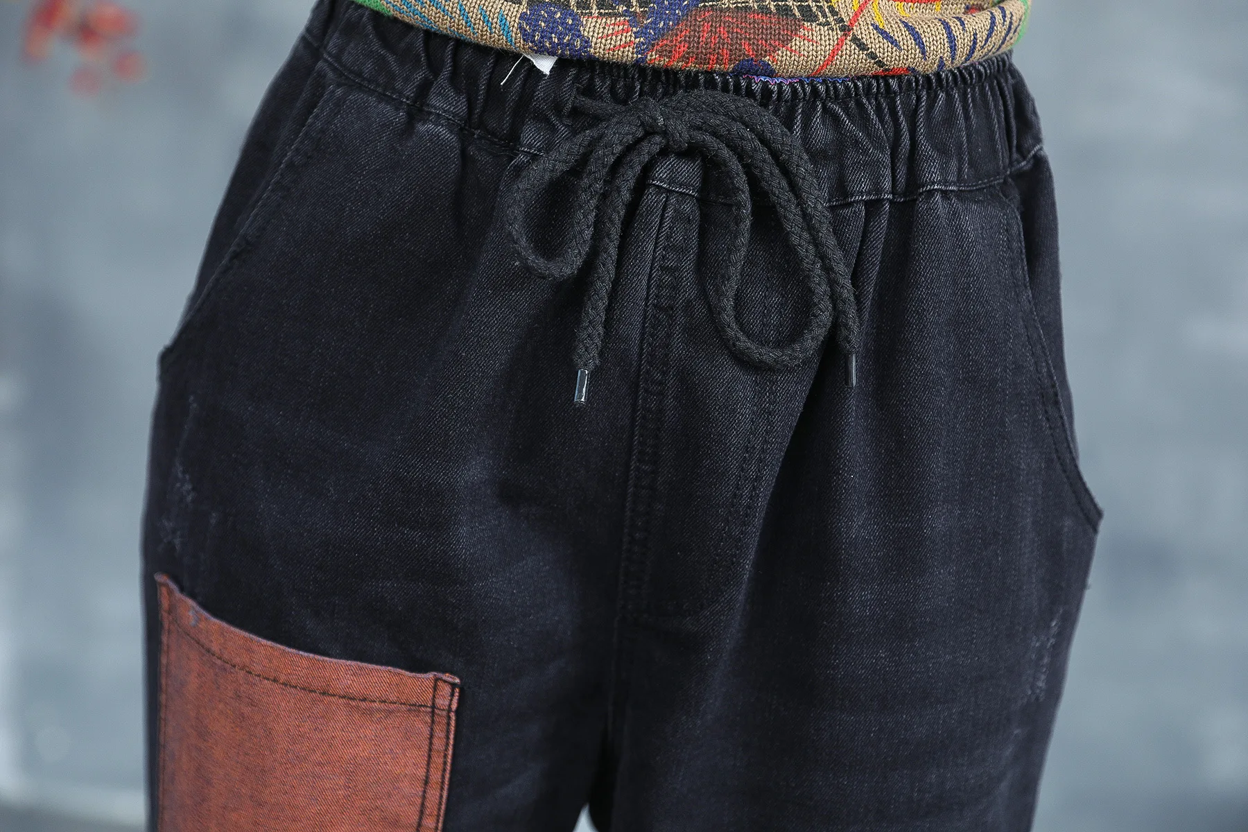 New Womens Jeans Wash Embroidery Jeans Ripped Hole Cowboy fashion Women's zipper Elastic Waist Harem Pants Plus Size