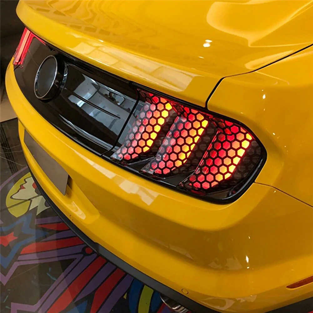 

AUTO Rear Tail Light Honeycomb Stickers Car Exterior Accessories Taillight Lamp Cover for All Models Car Accessories