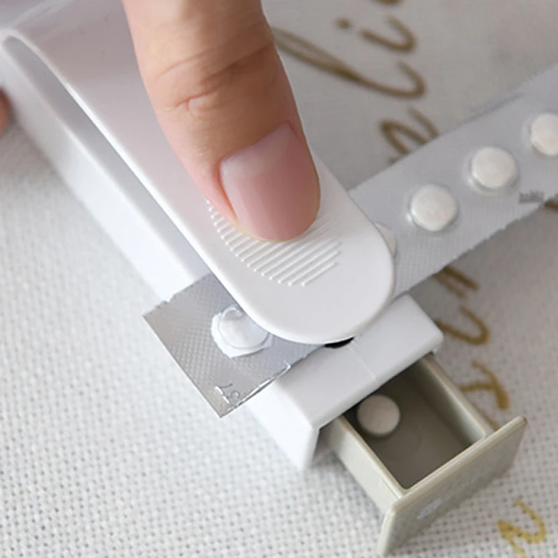 Portable Medicine Dispenser Pill Box Medication Organizer Travel Pill Containers
