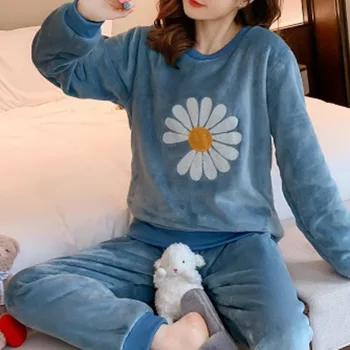 

korean Flannel Warm Pajamas for Women Long Sleeve Home Suit Ladies sleepwear cartoon Velvet Pajama set Thick Feminino PyjamasNew
