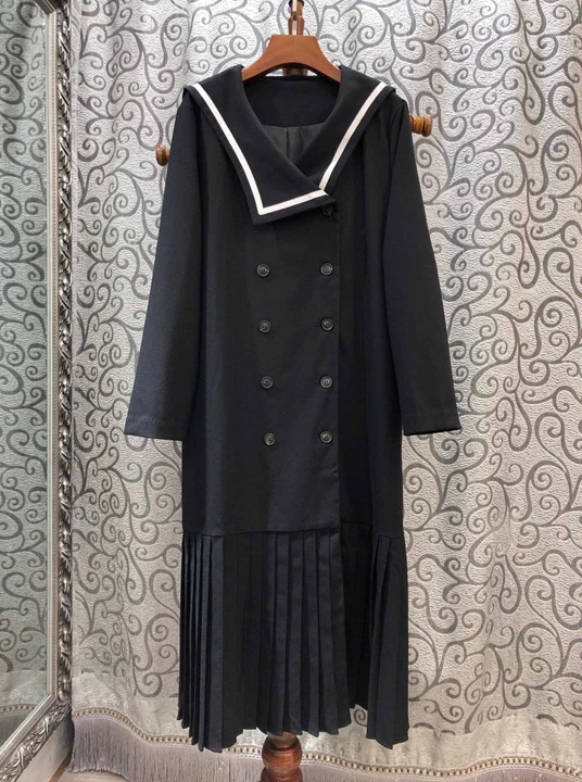 Winter new double-breasted women hem crimping INSTITUTE wind Dress 1014