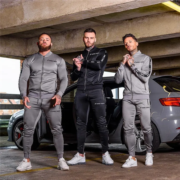 

New men's sports suit long-sleeved camouflage hoodie + pants suit men's sportswear outdoor suit men's gym suit sportswear suit