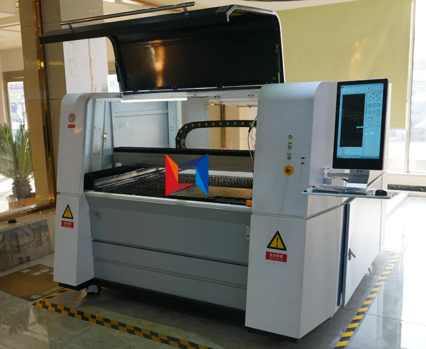 CNC Raycus 500 Вт 1000 Вт 2000 Вт волоконный лазерный станок для резки стальных пластинчатых труб