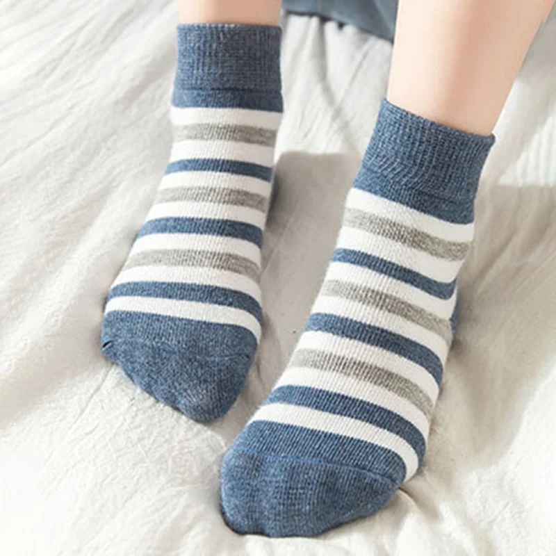 Детские носки; зимние теплые детские носки; Calcetines; 5 пар; носки для новорожденных девочек и мальчиков; сезон осень; милые хлопковые носки в полоску