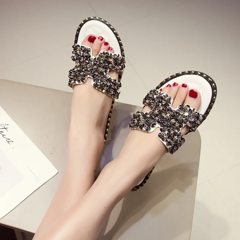 

2019 Summer Women's Flat Slippers Fashion Colorful Crystals Sequin Lettered H Slipper