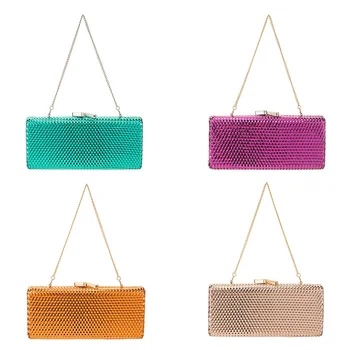 

2020 Spring，women bag，Women handbag，Front closure with interlocking clip, one internal compartment，AMN-BO3406