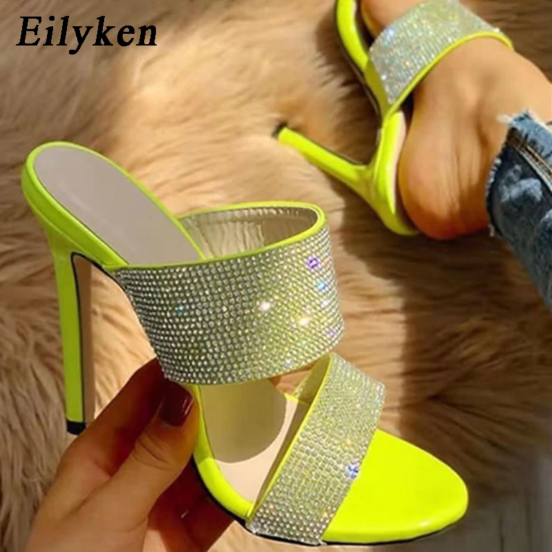 EilyKen/Новые летние шлепанцы на высоком каблуке из расшитой блестками ткани женские шлепанцы с открытым носком на тонком каблуке, украшенные кристаллами искусственная кожа, Размеры 35-42