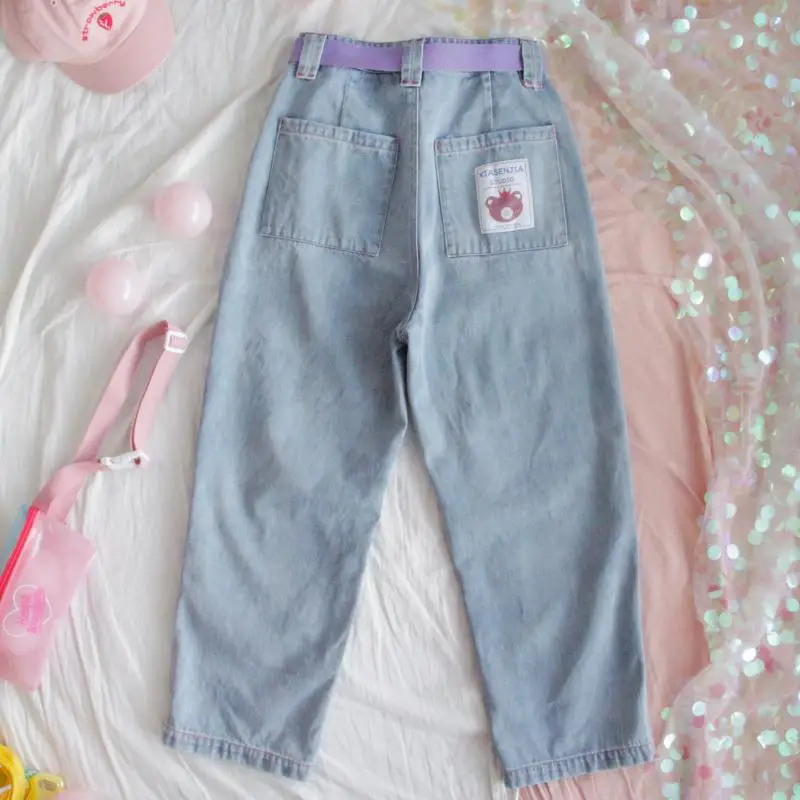 Harajuku Kawaii Для женщин джинсы с героями мультфильмов свободная Высокая Талия джинсовые брюки женские милый медведь лампа-патч Синий, прямой