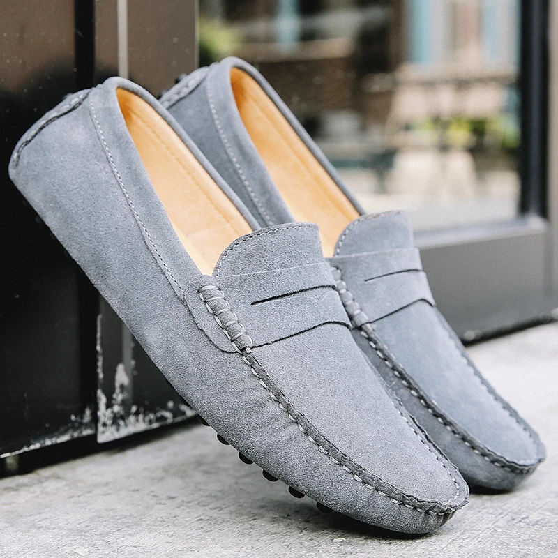 

Men Loafers Soft Moccasins Spring Autumn Genuine Leather Shoes Men Flats Gommino Slip on Driving Moccasin Men Soft Footwear