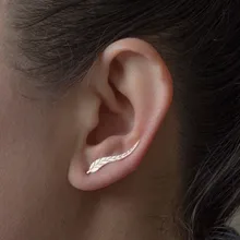 1 par de pendientes de hoja de Metal de moda para mujer Clip de oreja de diseño coreano moderno 2019 pendientes pequeños de Metal para fiesta joyería regalos colgante de oro(China)
